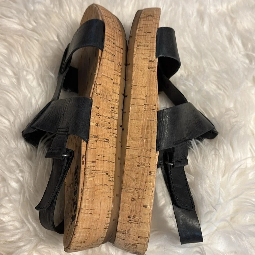 Korks Kork Ease Black Leather Sandals Sz 10